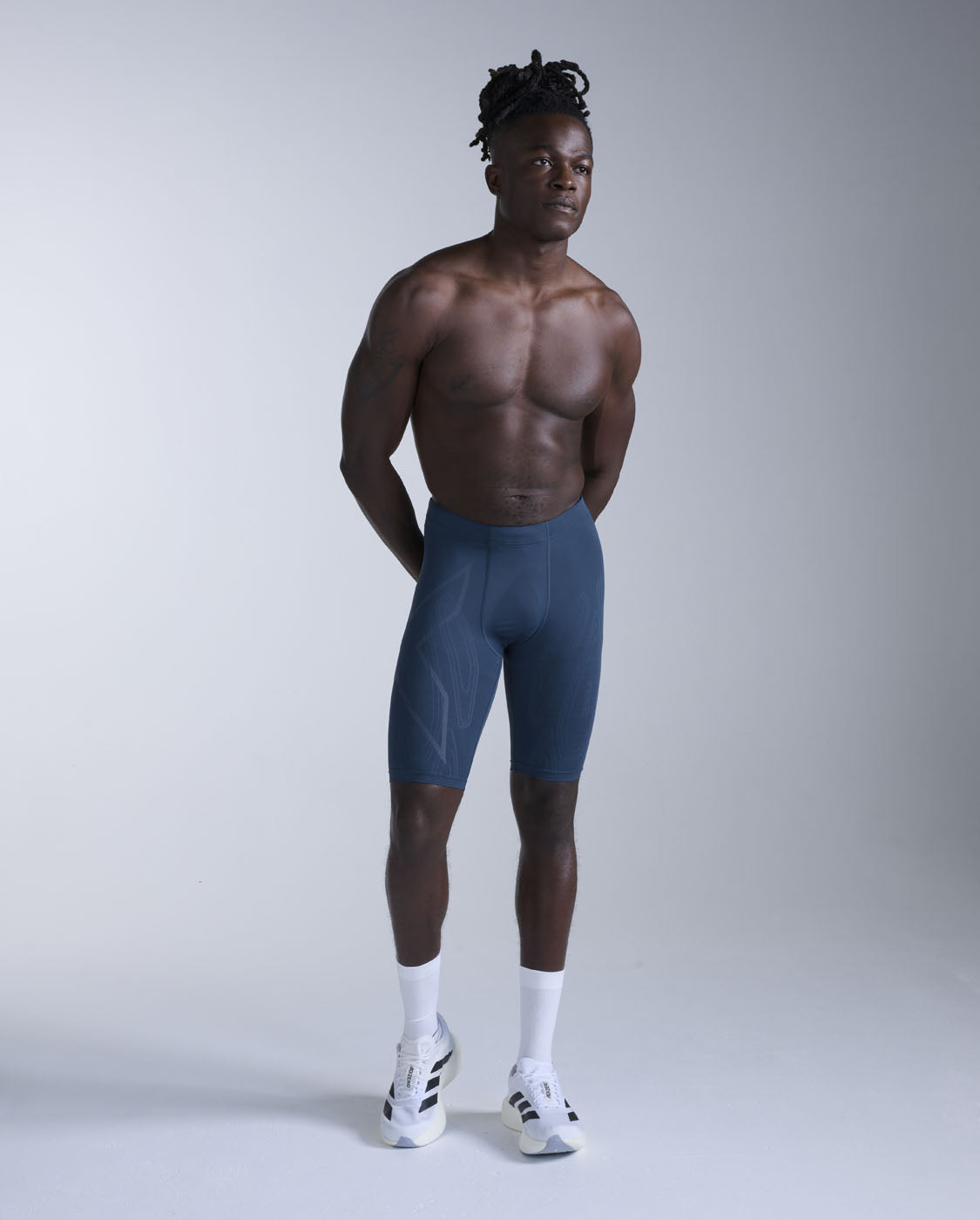 2xu-light-speed-compression-shorts-herren-majol-leicht image 3