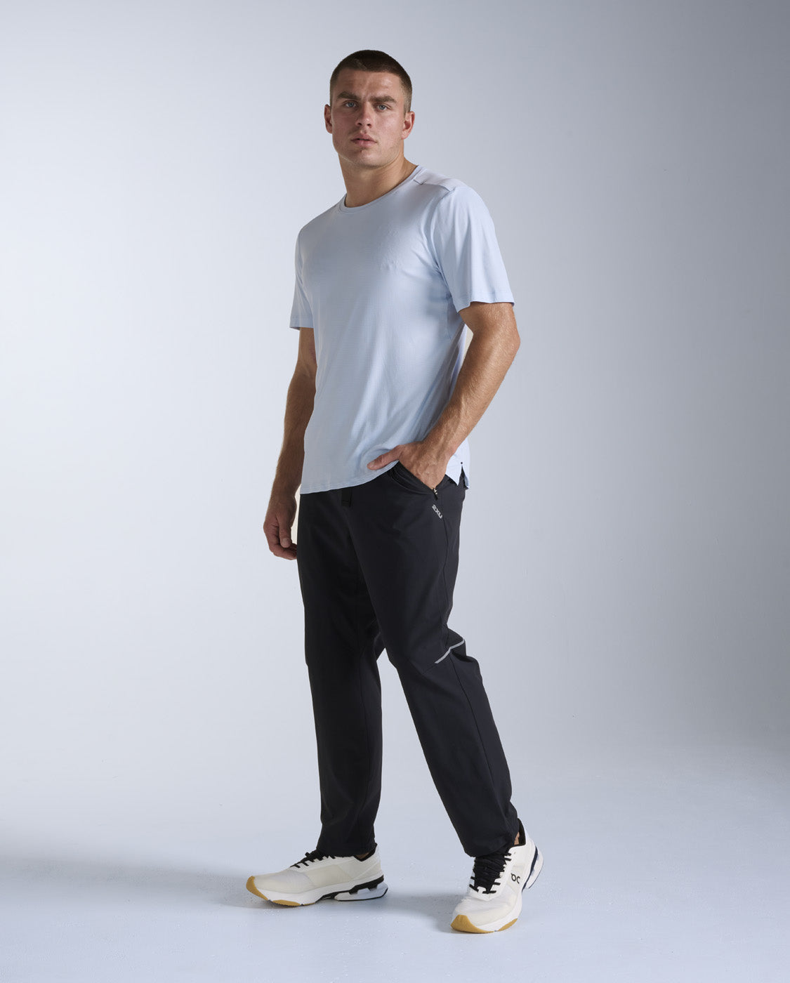 2xu-aero-trail-jogger-herren-schwarz image 5