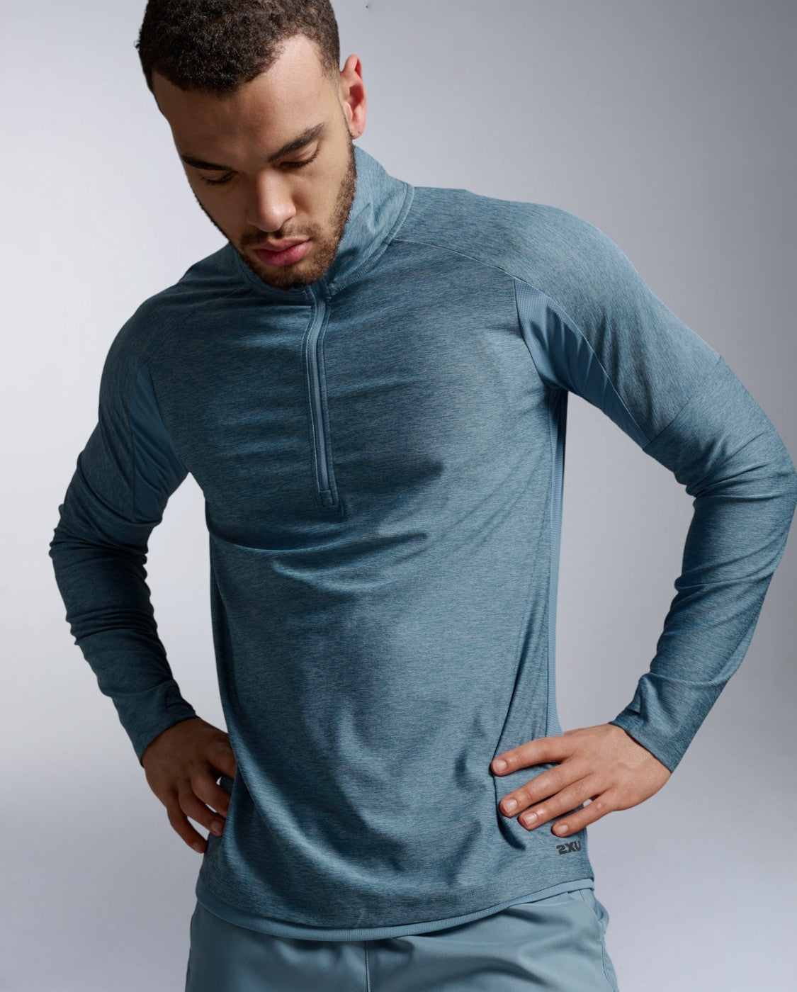 2xu-aero-1-2-zip-langarmshirt-blue-shade-reflective image 3