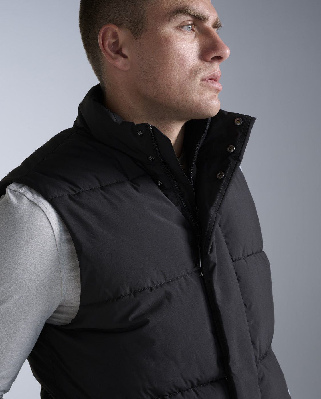 2xu-ignition-puffer-weste-herren-schwarz-wasserabweisend image 5