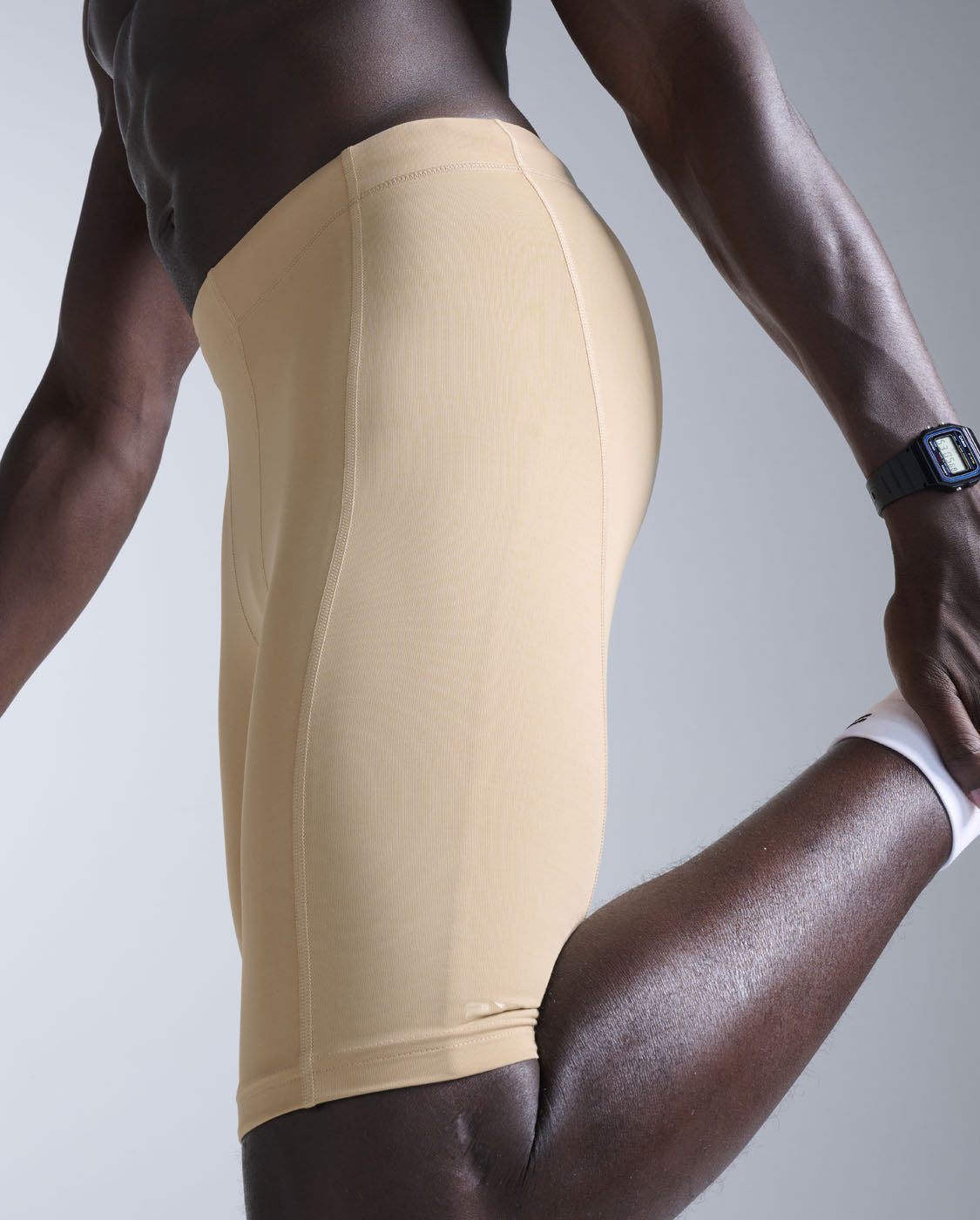 2xu-core-compression-short-herren-beige-pwx image 4