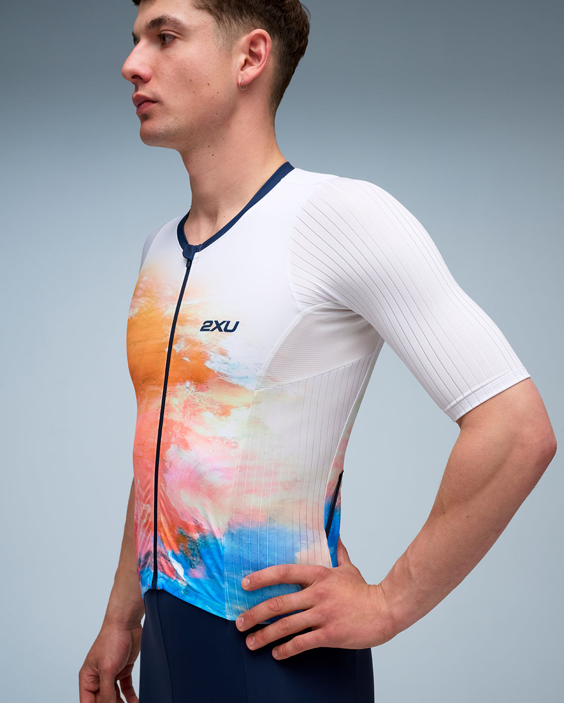 2xu-aero-sleeved-trisuit-herren-midnight-noosa-einteiler image 8