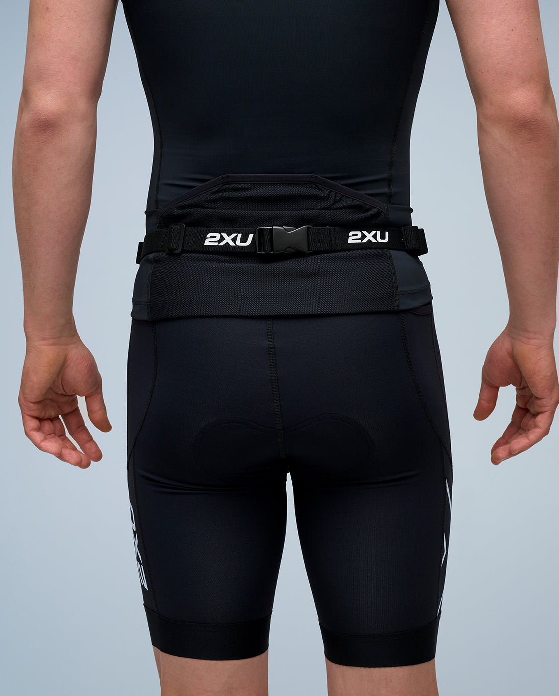 2xu-swim-race-startnummernband-schwarz image 3