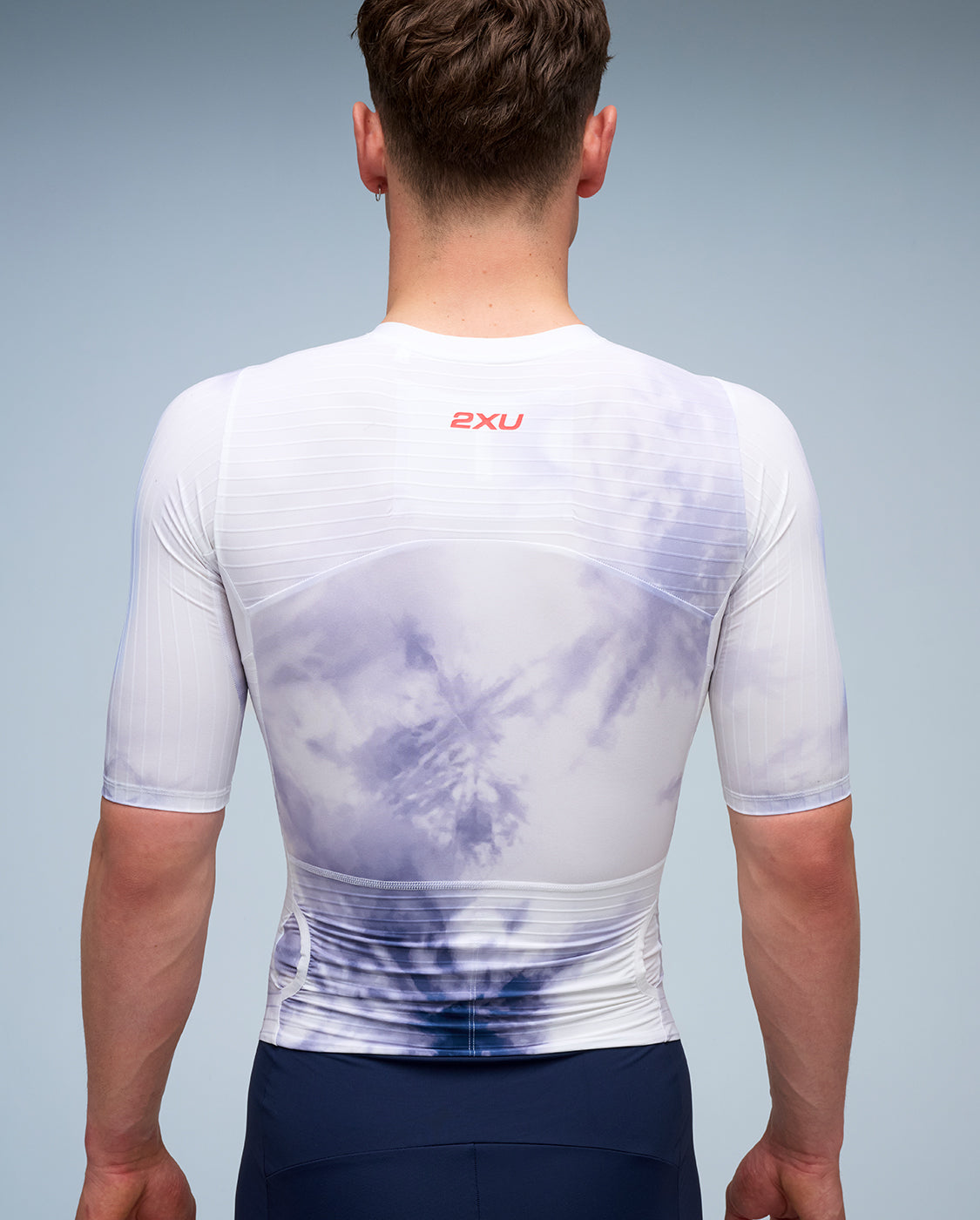 2xu-light-speed-react-trisuit-marble-acid-midnight-aero image 5