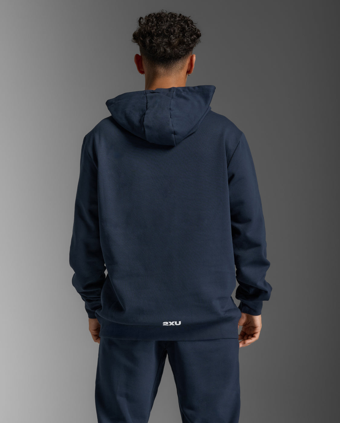 2xu-motion-aspire-kapuzenpullover-midnight-hoodie image 3