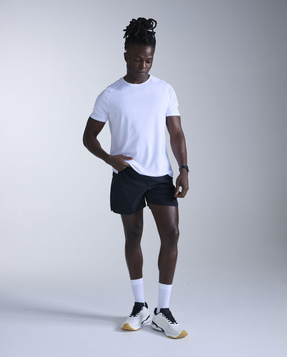 2xu-motion-5-inch-unlined-shorts-trainingsshorts-herren-schwarz image 5