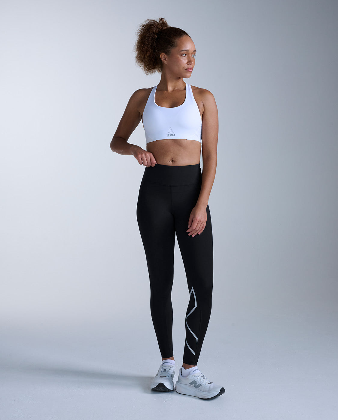 2xu-core-hi-rise-kompressionstights-damen-black-silver image 5
