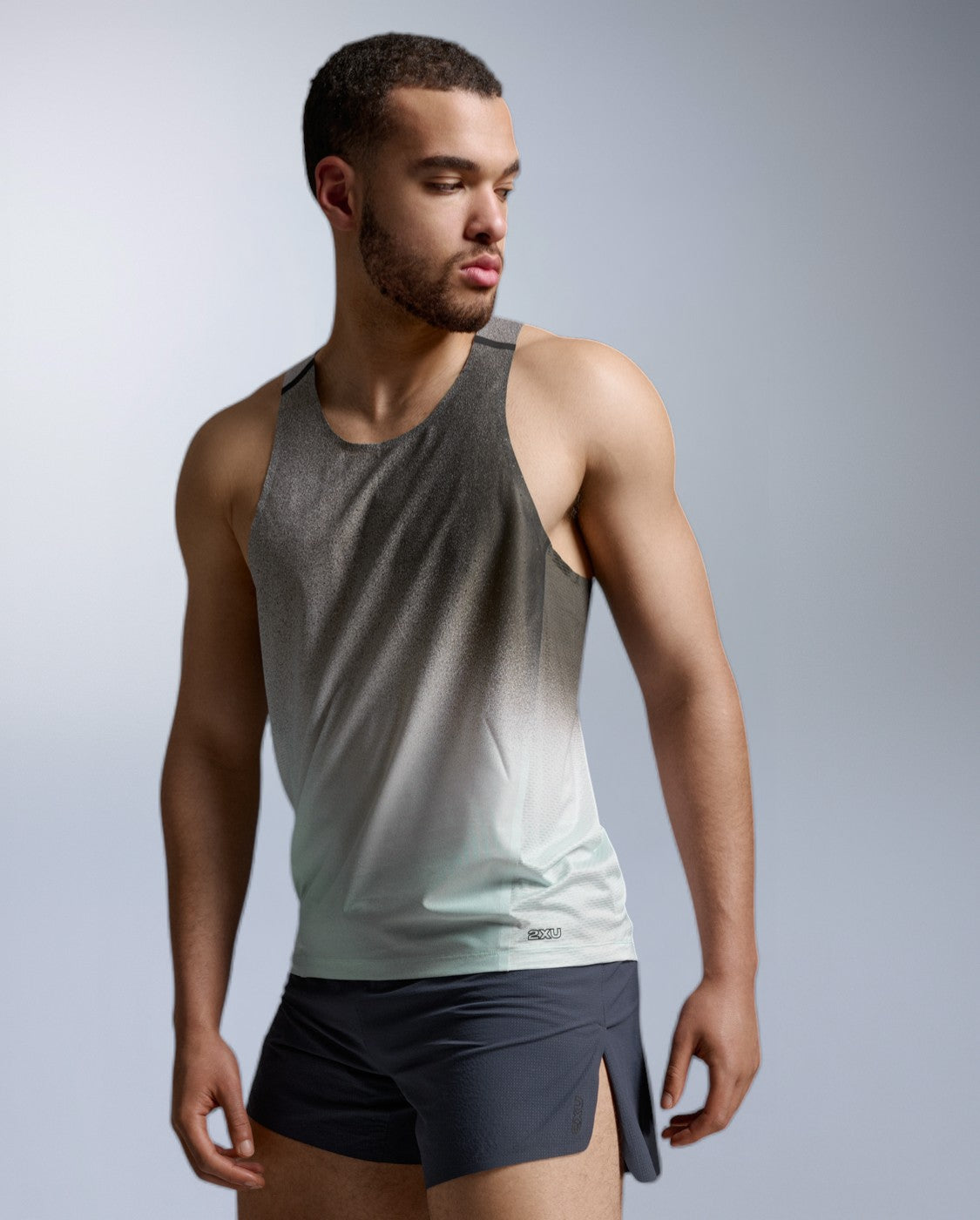 2xu-light-speed-react-singlet-herren-lagoon-blast-rmellos image 2