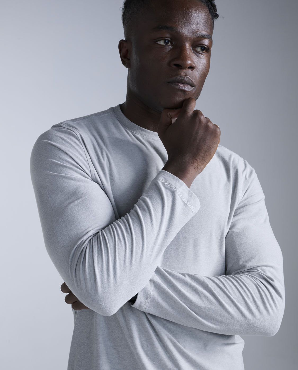 2xu-signature-longsleeve-herren-grau-schnelltrocknend image 4