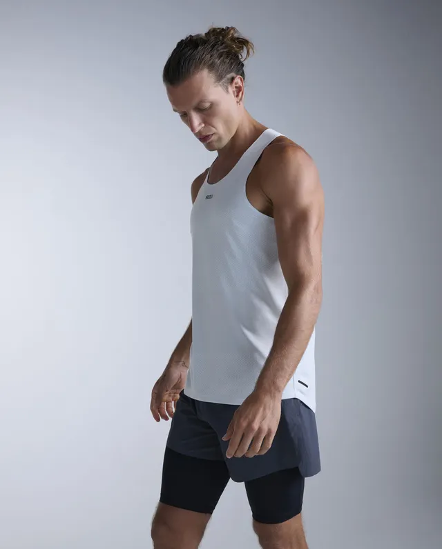 2xu-light-speed-tech-singlet-moonstone-herren-atmungsaktiv image 1